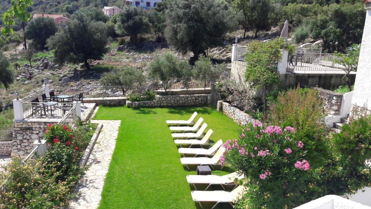 Makis Village-Apartments Agia Efimia Exterior photo